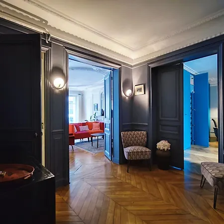 Rue De Berri - 8 Apartman