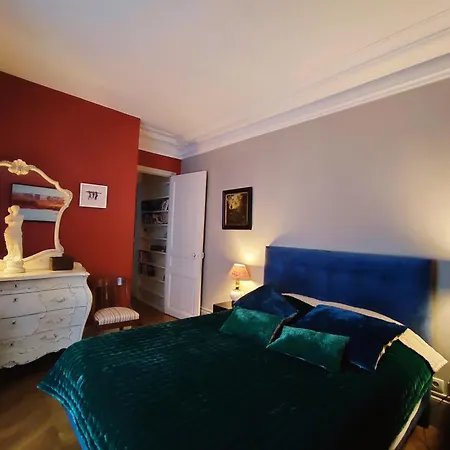 Rue De Berri - 8 Apartment *